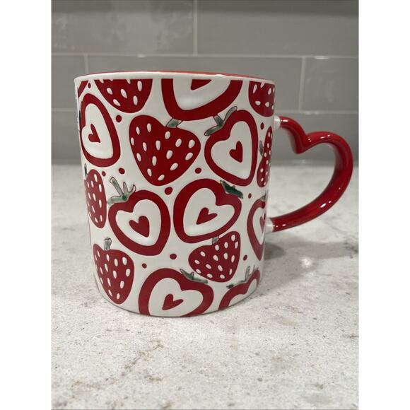 STRAWBERRY HEARTS 18oz Mug Heart Handle Spectrum Strawberries Valentines Cup NEW - Picture 2 of 7